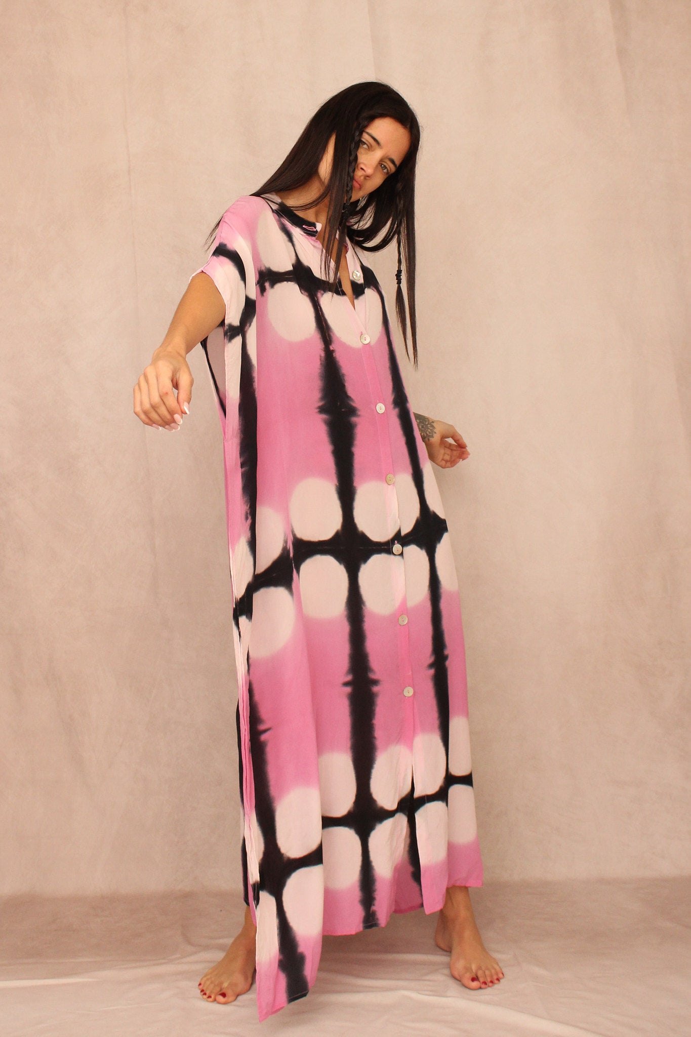 SUNCHASERS MOON DYE SILK KAFTAN DRESS PINK