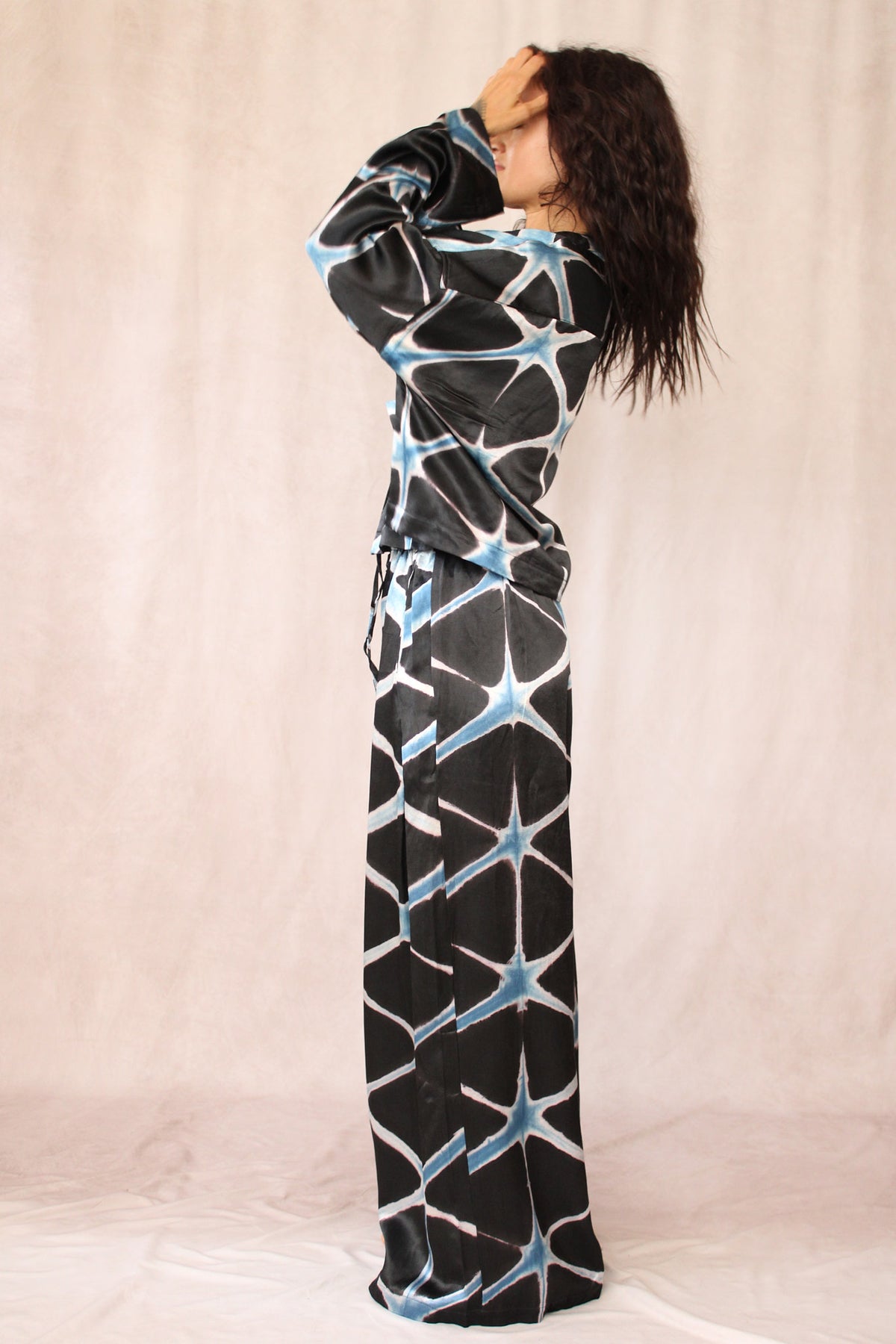THE SOLSTICE SET BLACK HIBISCUS